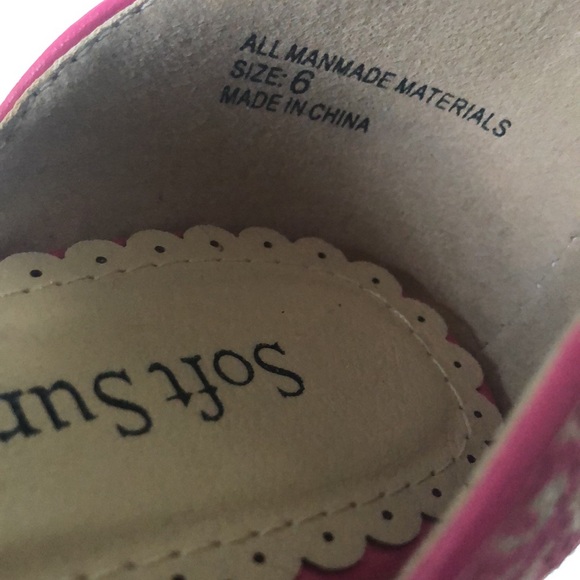 Pink Soft Surroundings Shoes - Picture 7 of 10